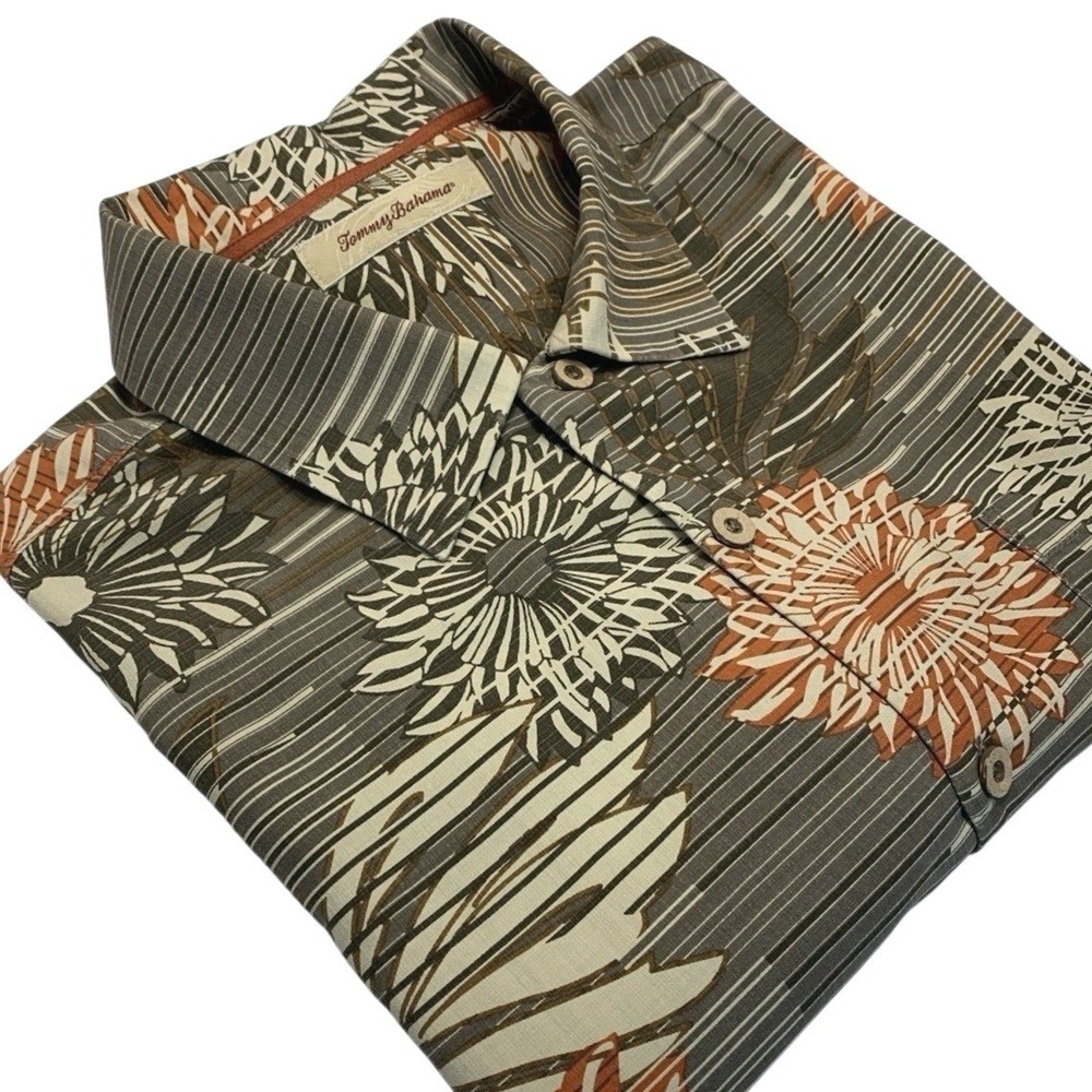 Tommy Bahama XL 100% Silk Short‎ Sleeve Button Up Shirt Tropical Floral Camp